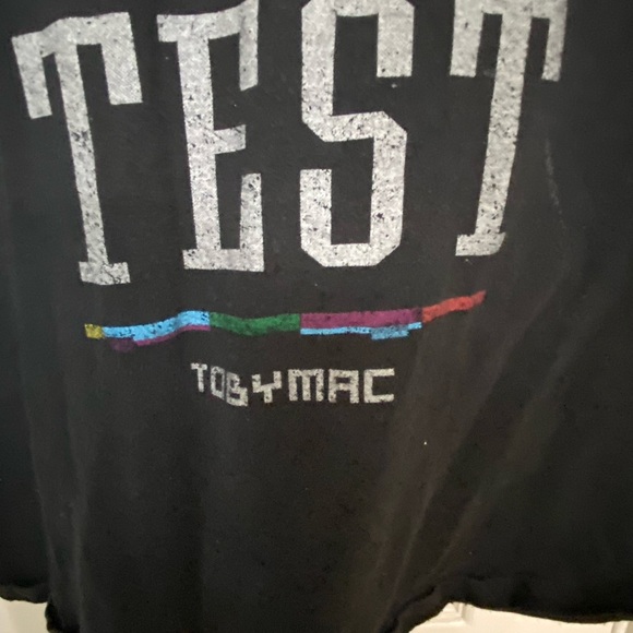 Retro AGED WORN TobyMac This is Not a Test Christian Rapper Men’s S T-Shirt - Picture 3 of 6